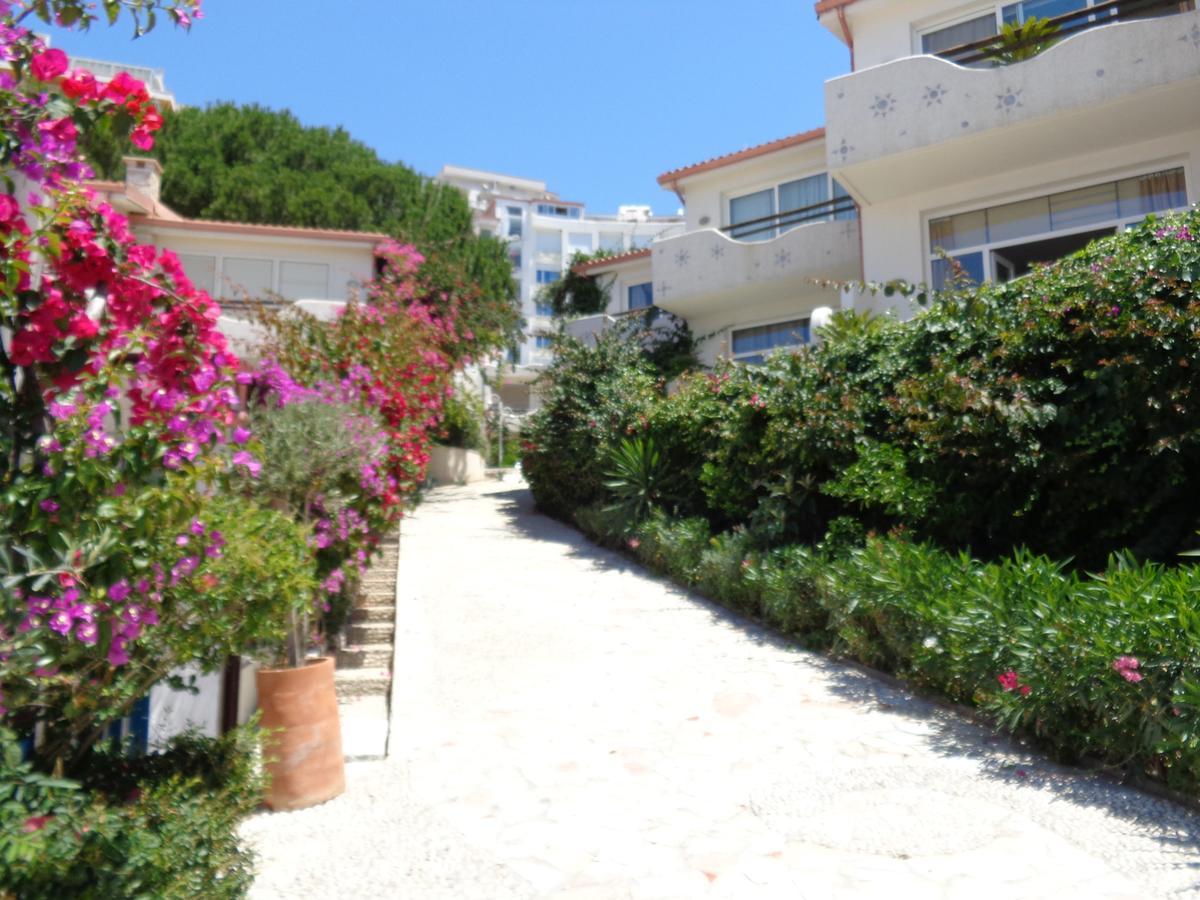 Kela Apartments Sarandë Exteriör bild